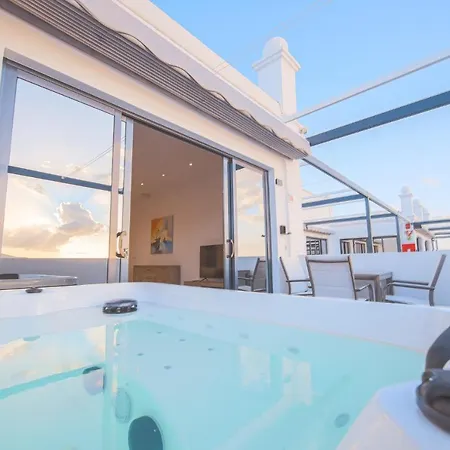 Atlantico Plaza 3a - 2 Beds - 2 Baths *